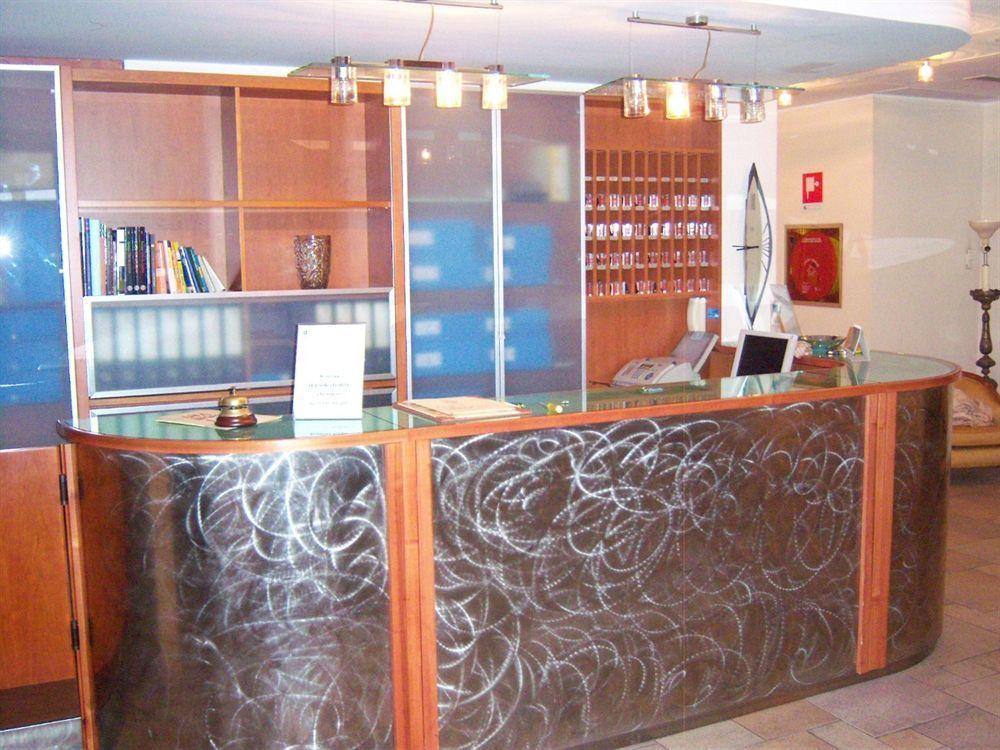 Hotel Lux Alessandria Exteriör bild